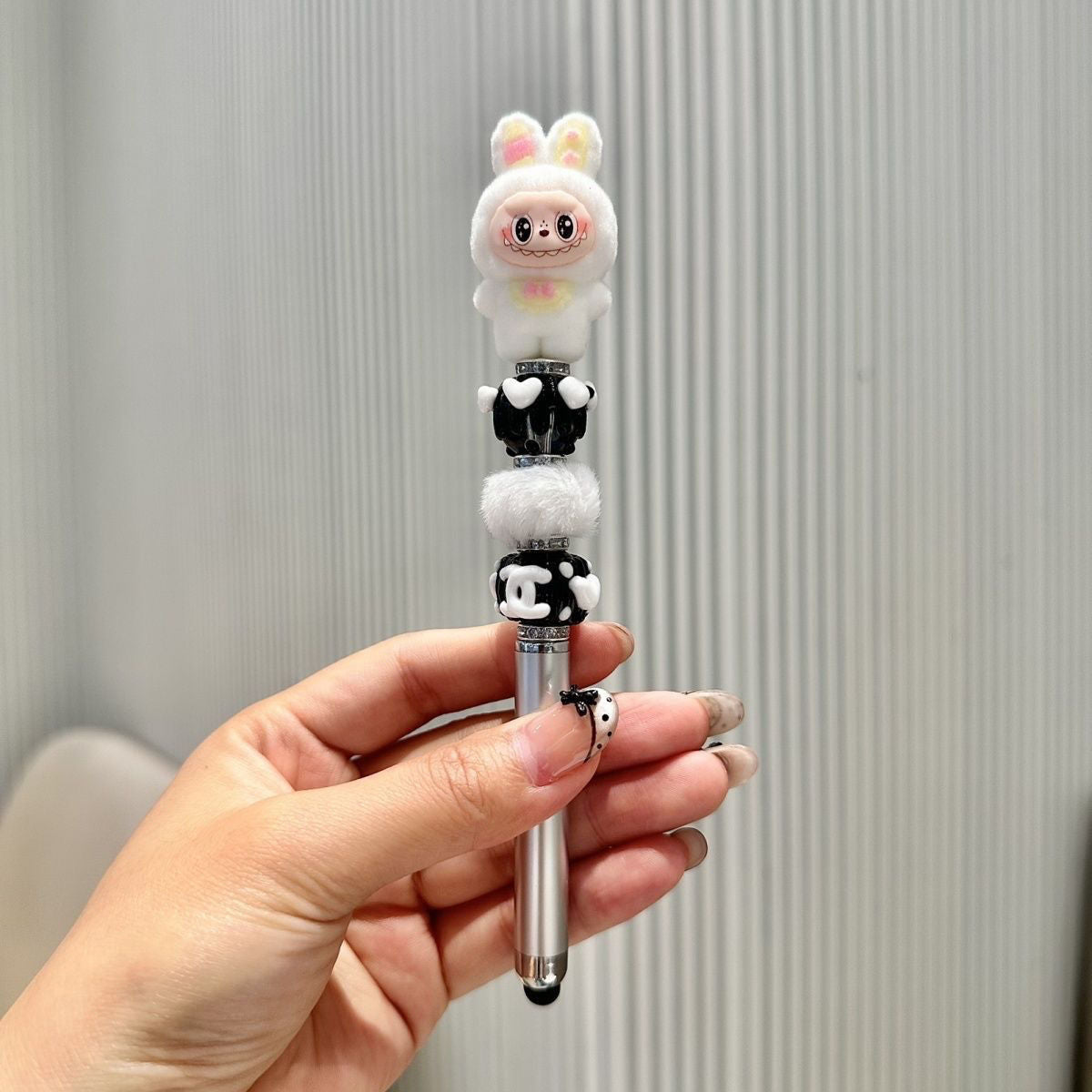 Creative DIY Cute Beaded Pen for Mobile Phones and Tablets, Touchscreen Gel Pen, Adorable Handmade Doll, Student Gift