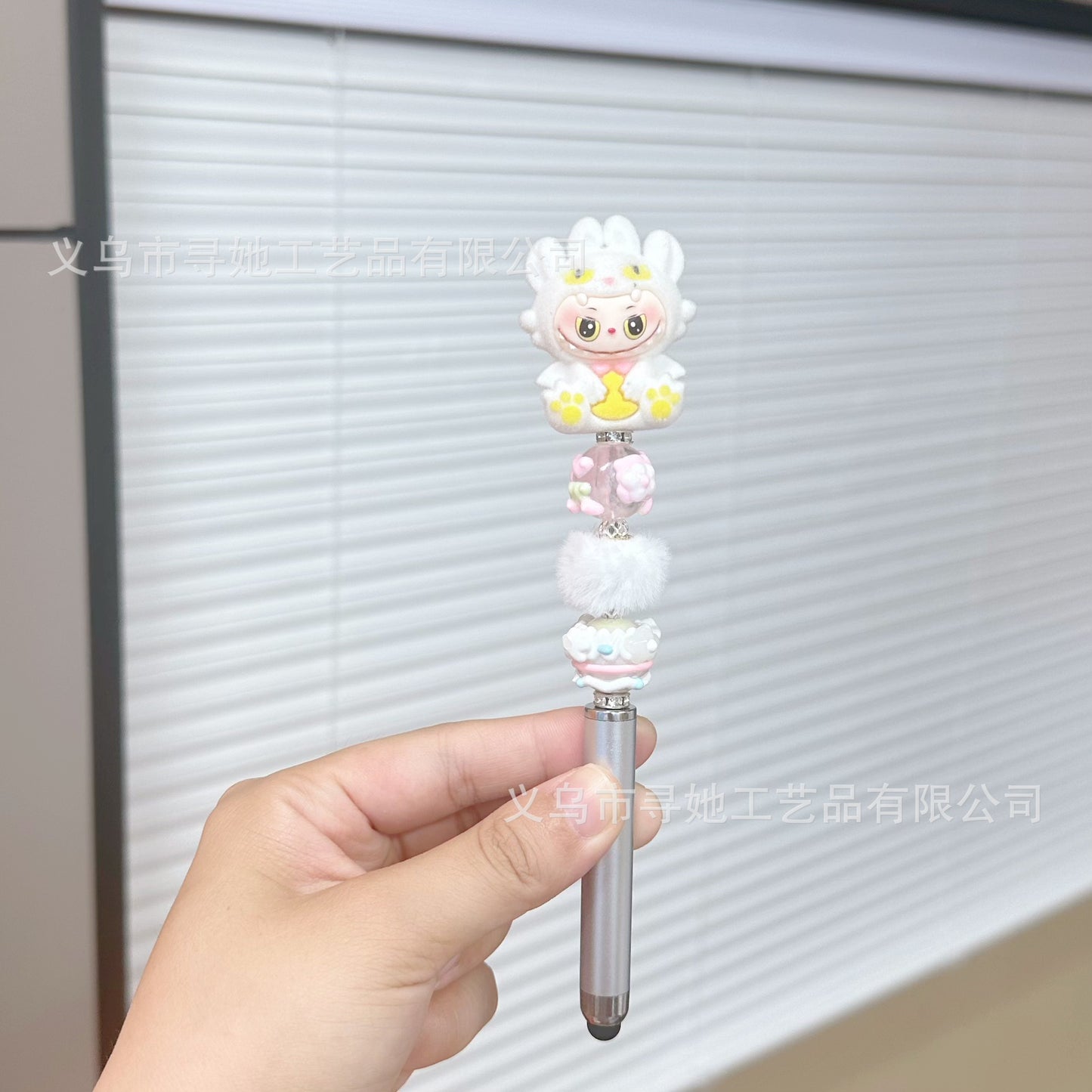 Creative DIY Cute Beaded Pen for Mobile Phones and Tablets, Touchscreen Gel Pen, Adorable Handmade Doll, Student Gift