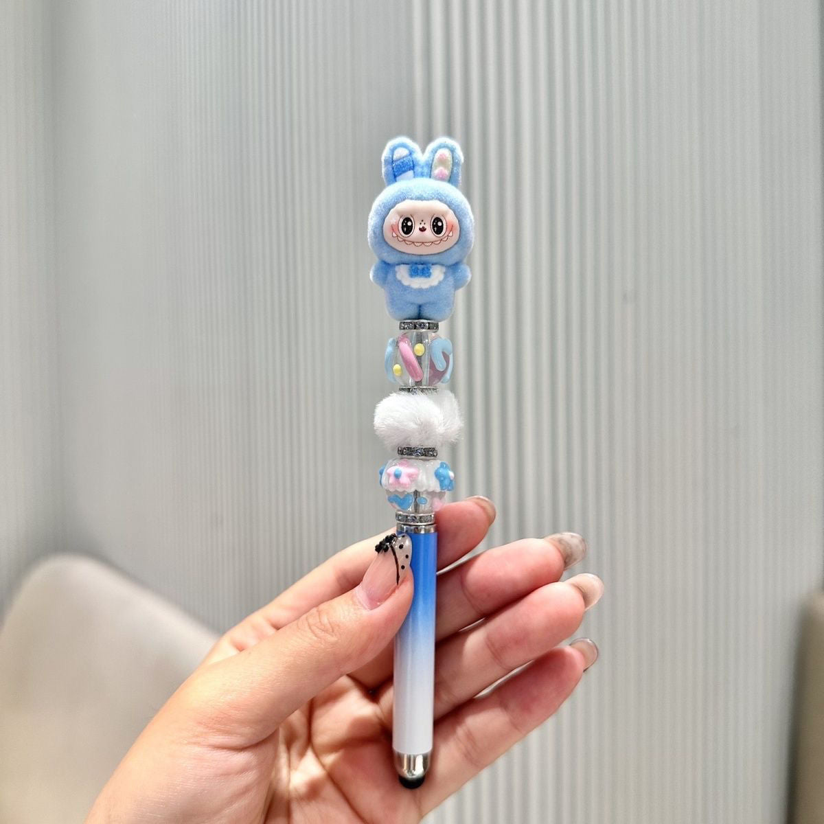 Creative DIY Cute Beaded Pen for Mobile Phones and Tablets, Touchscreen Gel Pen, Adorable Handmade Doll, Student Gift