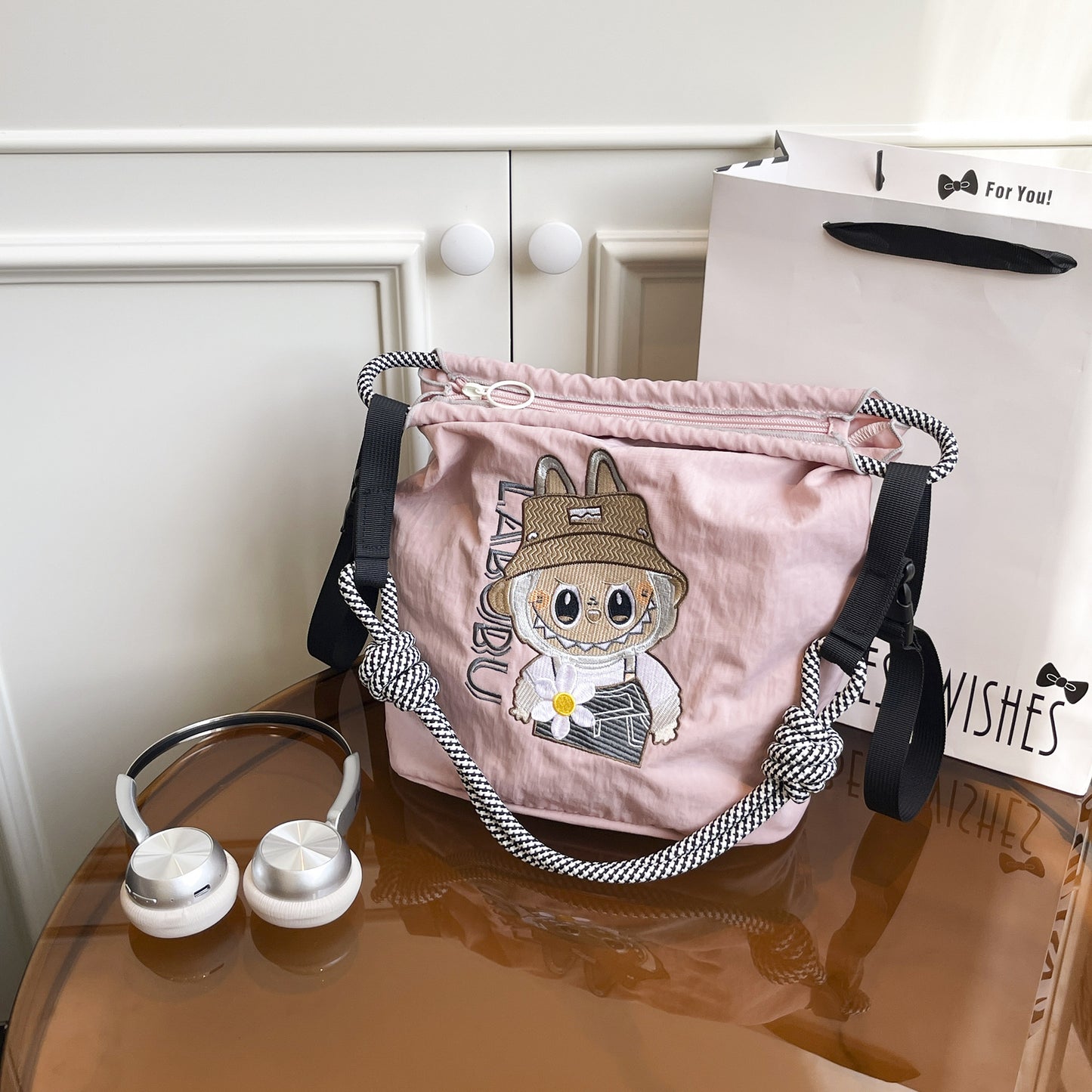 Premium Embroidered Nylon Square Bag Shopping Bag Simple Fashion Trendy Rabbu Commuter Versatile Canvas Bag Handbag