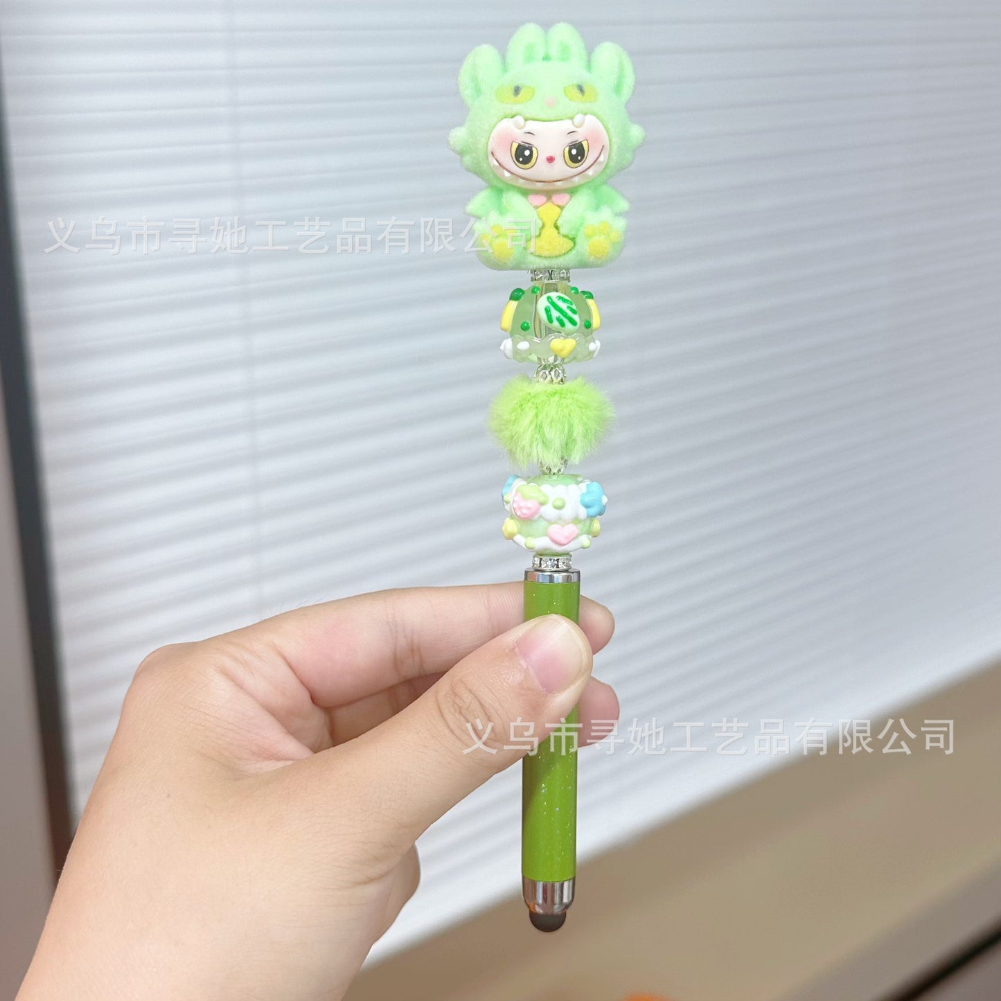Creative DIY Cute Beaded Pen for Mobile Phones and Tablets, Touchscreen Gel Pen, Adorable Handmade Doll, Student Gift